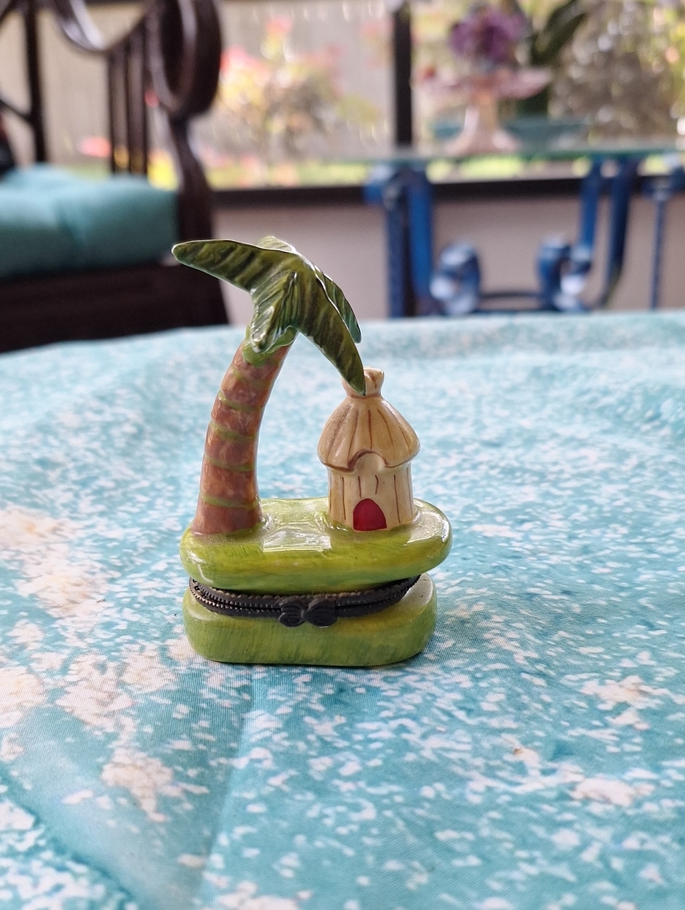 Palm Tree Island Limoge Trinket Box - Green Ceramic Miniature